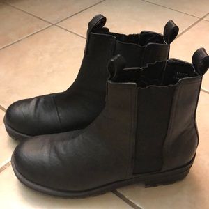 ASOS Arrest Me Chunky Chelsea Boot Size 9.5